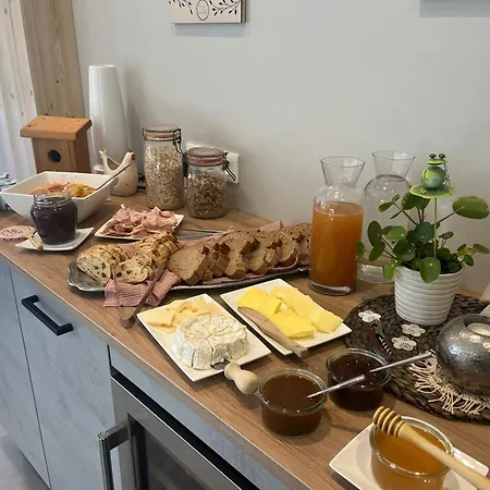 Maison D Hotes Pivoine Et Colibri